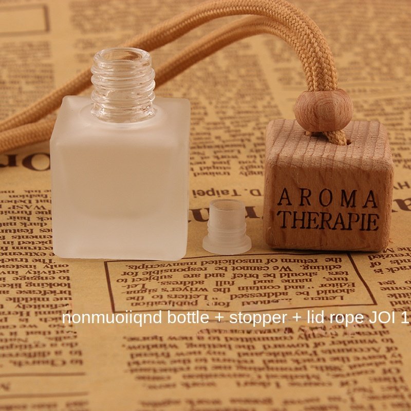 Wholesale 8ml Car Air Freshener Diffuser Empty Frosted Car Hanging Aroma Frosted Glass Perfume Bottle with Wooden Cap