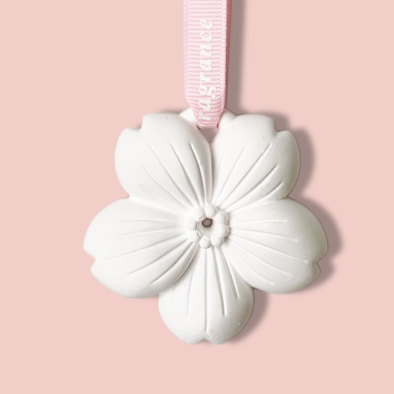 FinRu Hot Sale Hanging Car Closet Home Air Freshener Aroma Porcelain Flower Scented Ceramic Fragrance Essential Oil Diffuser