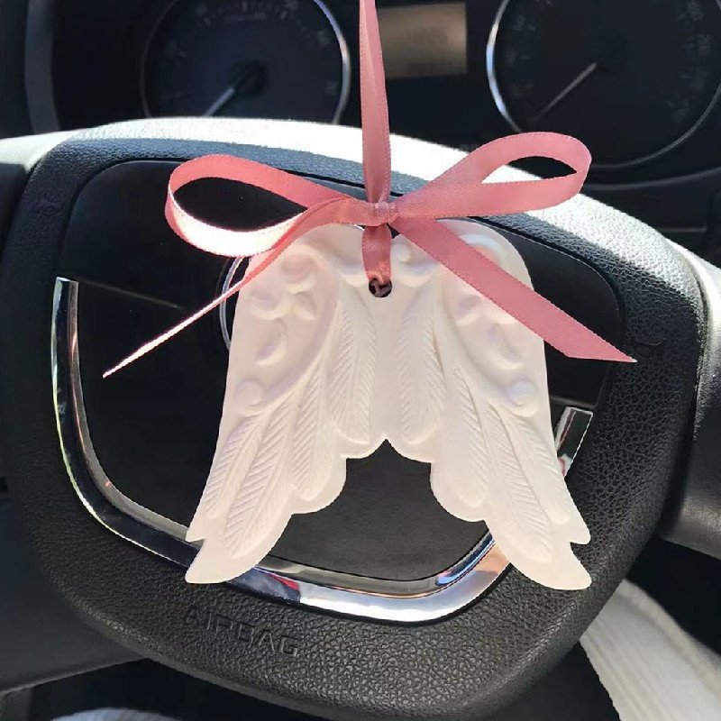 Wholesale Stocked White Wing Hanging Home Car Decoration Wardrobe Air Freshener Scented Ceramic Fragrance Essential Oil Diffuser
