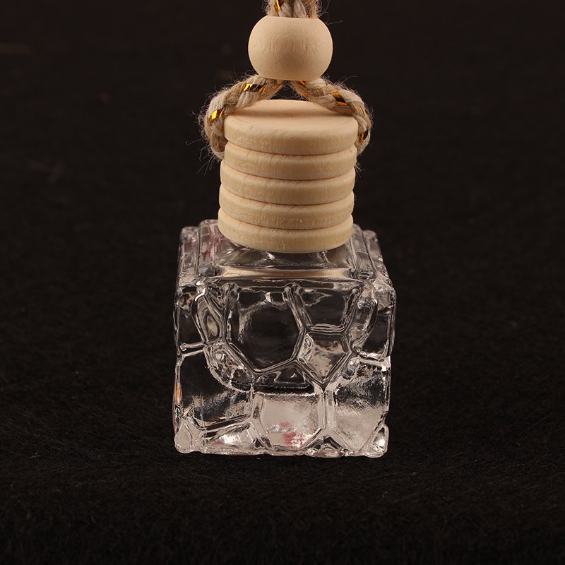 Suspended glass car diffuser bottle Air freshener perfume Glass fragrance car diffuser bottle with wooden cover