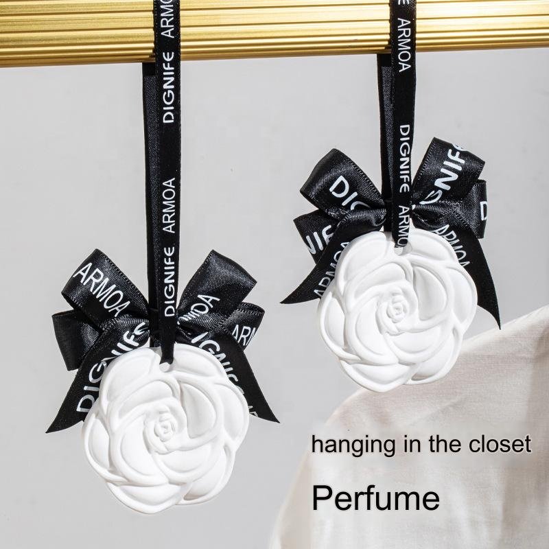 Aromatherapy diffuser stone fragrance hanging piece car plaster aromatherapy wardrobe deodorization