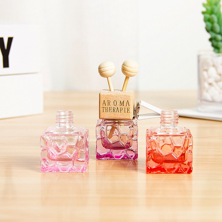 Tik Tok Hot Selling Car Air Decor Fragrance Perfume Accessories Scent Popular Hanging Pendant Glass Bottle Car Freshener