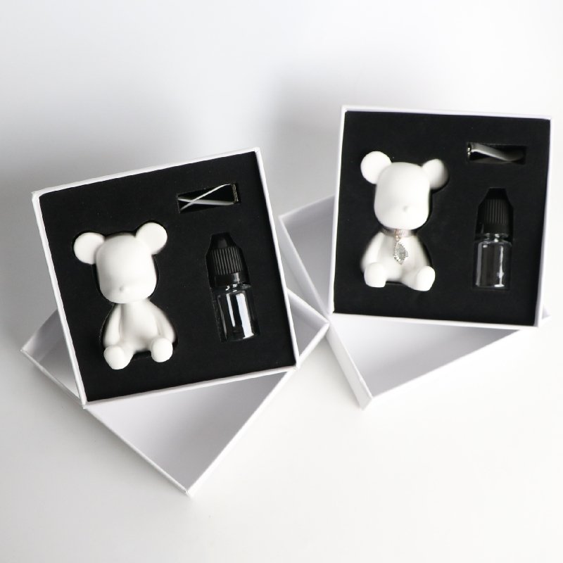 Car Decoration Wedding Gift Bear Shaped Air Freshener Aroma Flower Scented Porcelain Flower Fragrance Essential Oil Diffuser