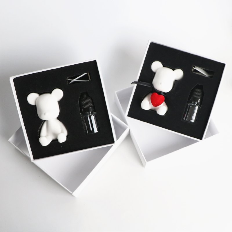 Car Decoration Wedding Gift Bear Shaped Air Freshener Aroma Flower Scented Porcelain Flower Fragrance Essential Oil Diffuser