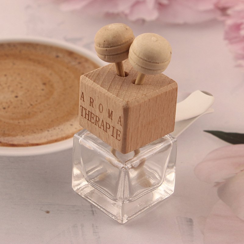 Essential Oil Diffuser Car Perfume Bottle With Clips, Aromatherapy Car Air Freshener, promotional gift perfume glass bottle