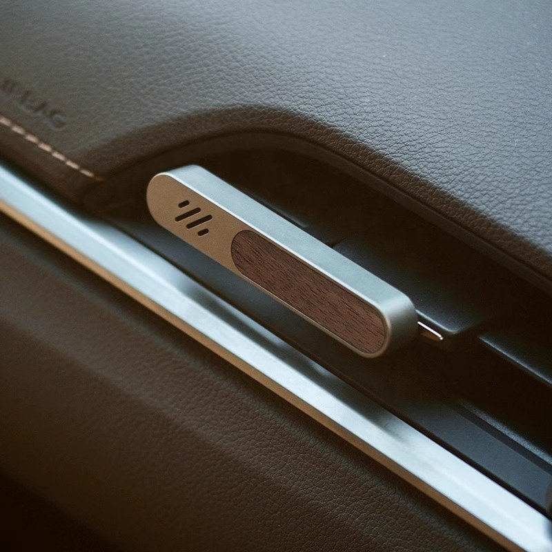 Factory Car Interior Accessories Perfume Diffuser scented wooden car air vent freshener Lasting fragrance Car Perfume Vent Clip