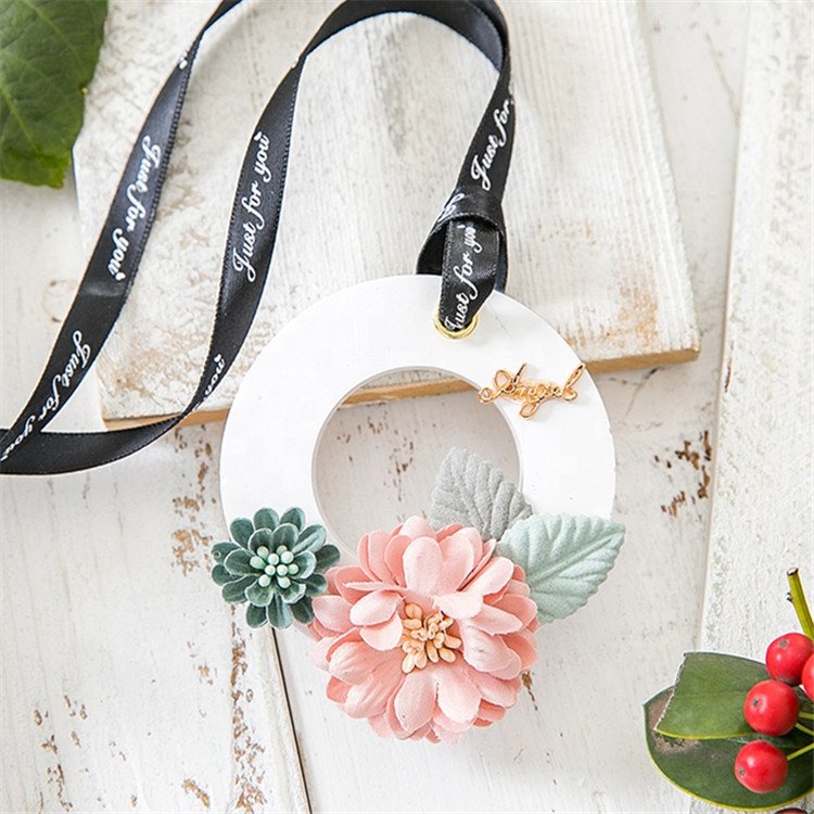 Ring Shaped Hanging Home Decoration Ceramic Aroma Air Freshener Pendant Scented Plaster Flower Fragrance Essential Oil Diffuser