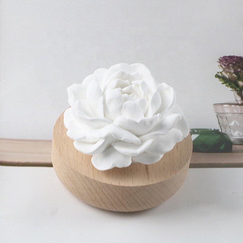 Hot Sale Home Decoration Car Air Freshener Ceramic Aroma Plaster Porcelain Flower Wood Base Scented Essential Oil Diffuser
