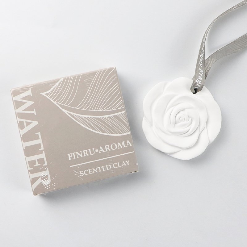 Wholesale Stocked Rose Shaped Scented Ceramic Home Car Hanging Air Freshener Plaster Essential Oil Fragrance Stone Diffuser