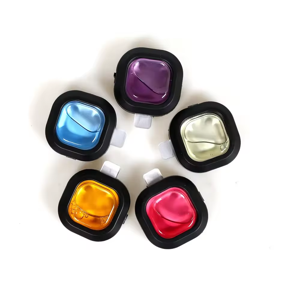 Wholesale Essential Oil Liquid Car Perfume Vent Clip Car Air Freshener Long Lasting Outlet Diffuser Breathable Membrane Perfume
