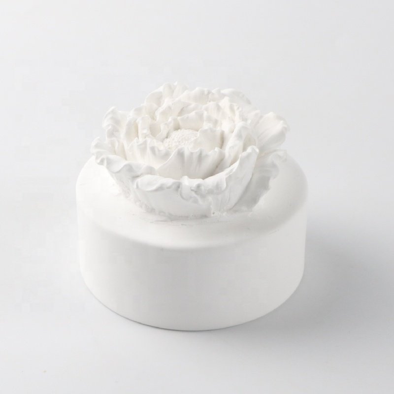 New Arrival Home Car Decoration Air Freshener Ceramic Scented Aroma Plaster Porcelain Flower Fragrance Essential Oil Diffuser