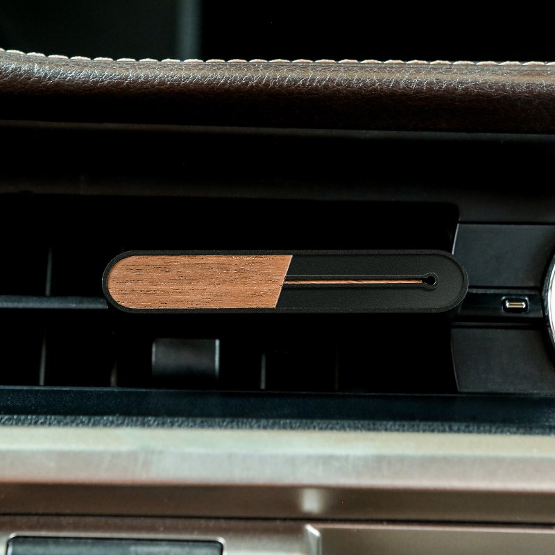 Wooden Car Air Freshener Perfume with Wooden Stick and Essential Fragrance Luxury Scent Gifts Car Ornament Daily Car Accessories