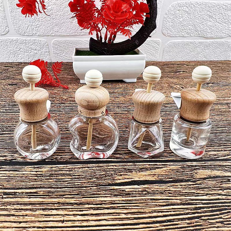 Modern Style Different Shape Car Perfume Air Freshener Vent Wooden Empty Perfume Bottle Car Air Freshener