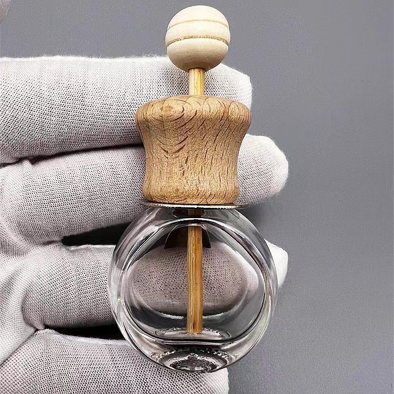 Modern Style Different Shape Car Perfume Air Freshener Vent Wooden Empty Perfume Bottle Car Air Freshener