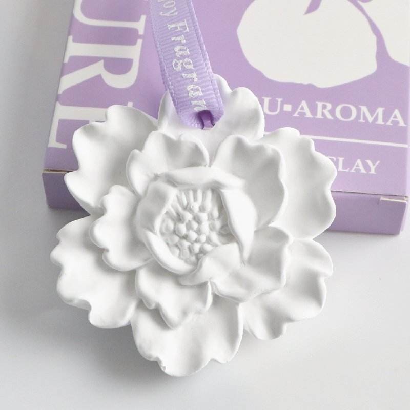 Stocked Wholesale Scented Hanging Car Pendant Air Freshener Ceramic Aroma Porcelain Flower Home Fragrance Oil Diffuser