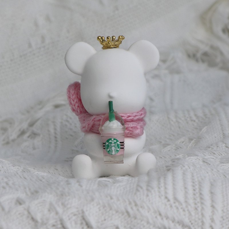 Wholesale Hot Cute Bear Shaped Scented Ceramic Aromatherapy Fragrance Essential Oil Diffuser Car Vent Clip Air Freshener