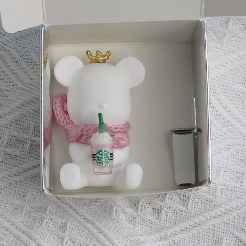 Wholesale Hot Cute Bear Shaped Scented Ceramic Aromatherapy Fragrance Essential Oil Diffuser Car Vent Clip Air Freshener