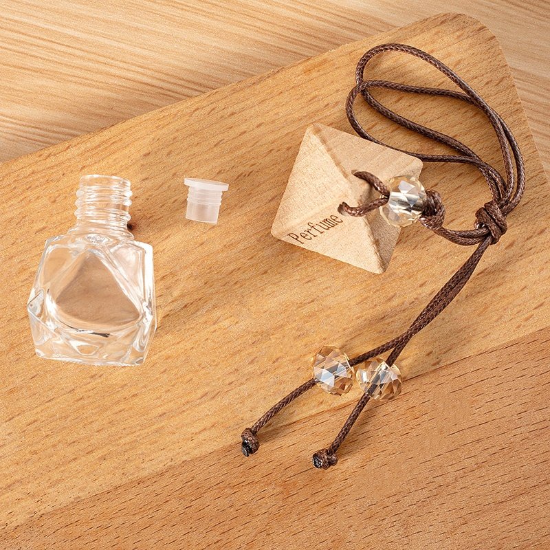 Triangle Cap Crystal Bead 8ML Car Fragrance Bottle Liquid Type Essential Oil Perfume Pendant Indoor Wood Fragrant Vial