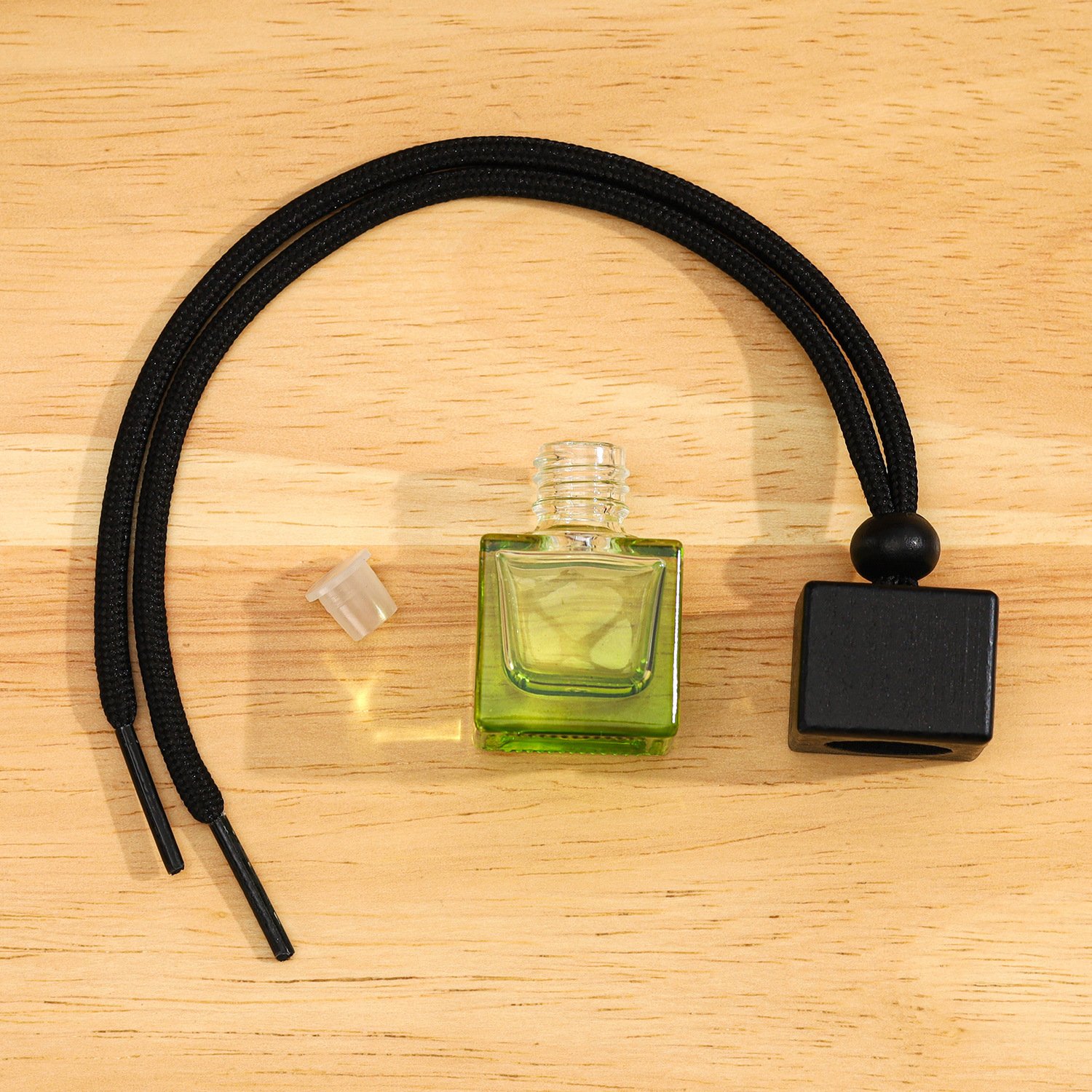 8ml Split Bottle Car Mounted Fragrance Bottle Pendant Decoration Color Perfume Glass