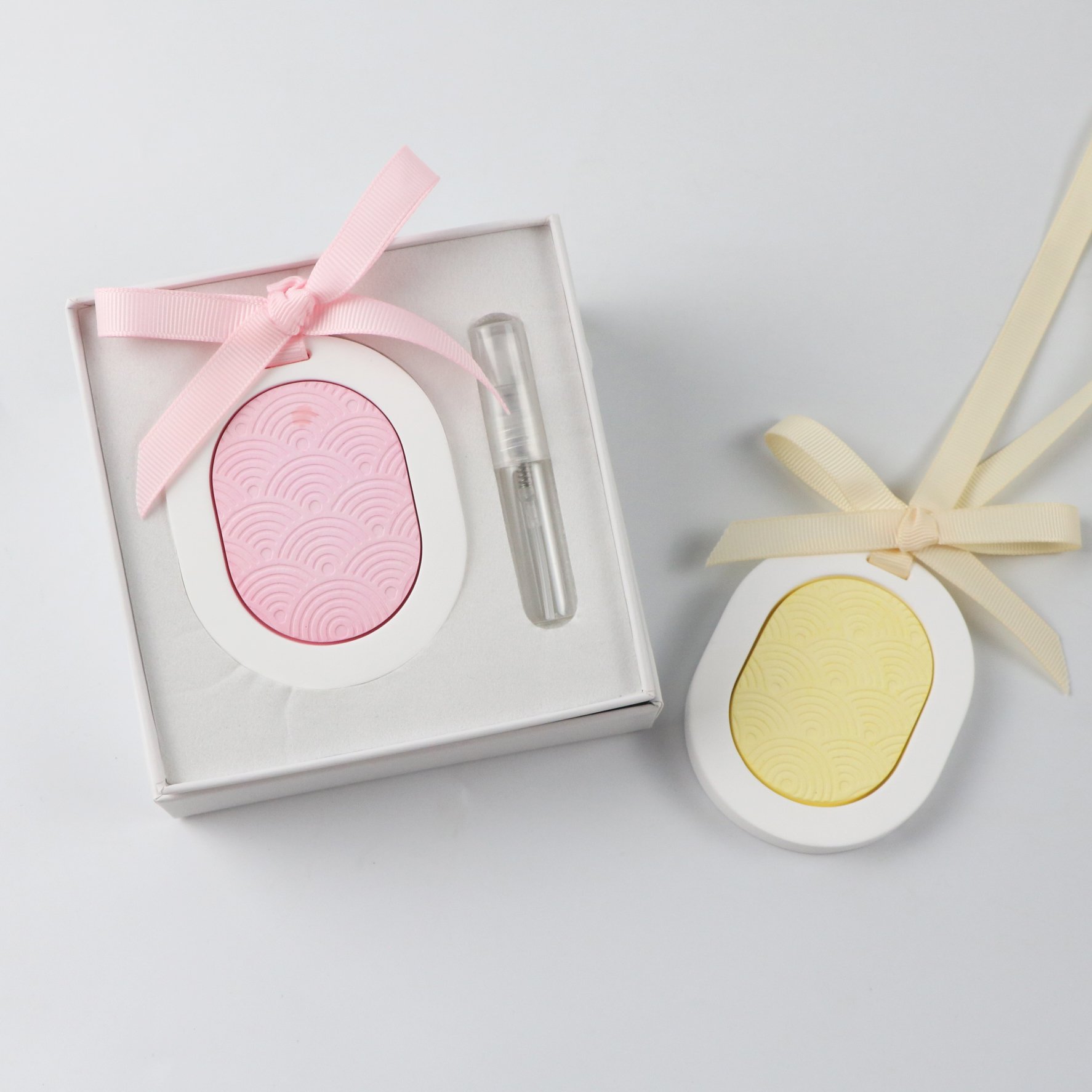 FinRu Color Matching Pendant Ceramic Fragrance Stone Diffuser Car Fragrance Room Hanging Car Wardrobe Air Freshener