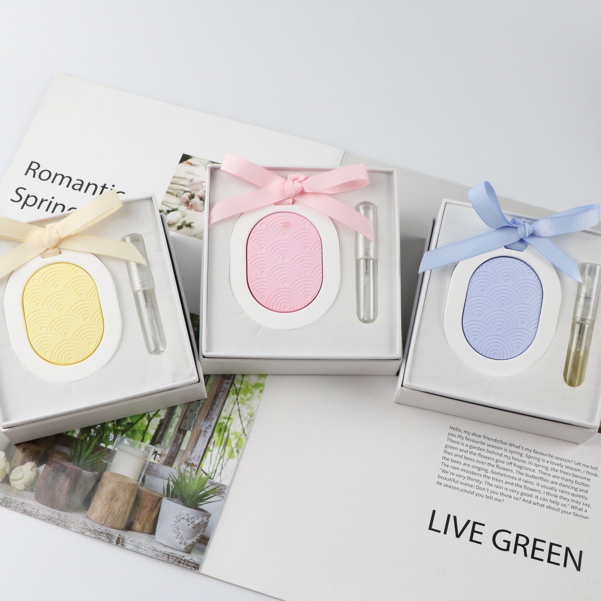 FinRu Color Matching Pendant Ceramic Fragrance Stone Diffuser Car Fragrance Room Hanging Car Wardrobe Air Freshener