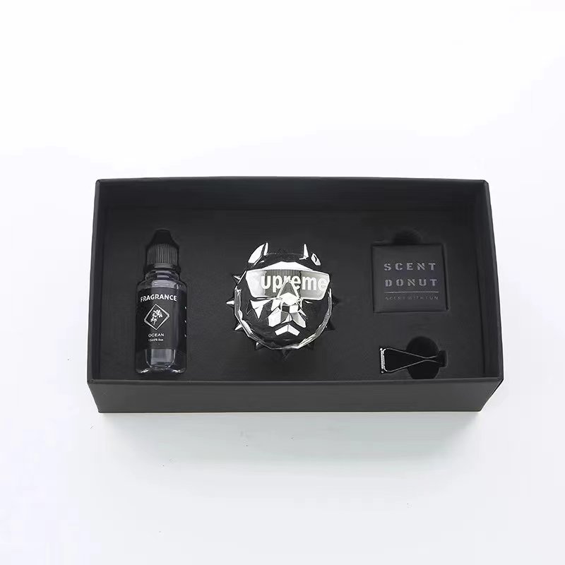 Factory Direct Sales Bulldog Customized Car Air Clip Car Interior Vent Fragrance Odor Diffuser Car Air Freshener