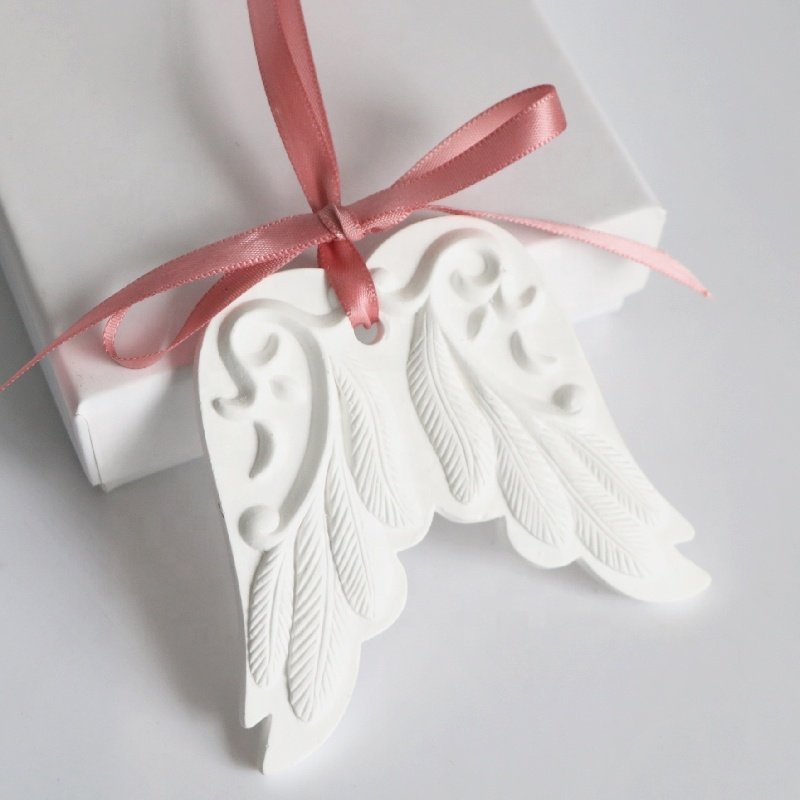 FinRu White Wing Shape Aromatherapy Scented Ceramic Stone Fragrance Plaster Oil Diffuser Hanging Wardrobe Car Air Freshener