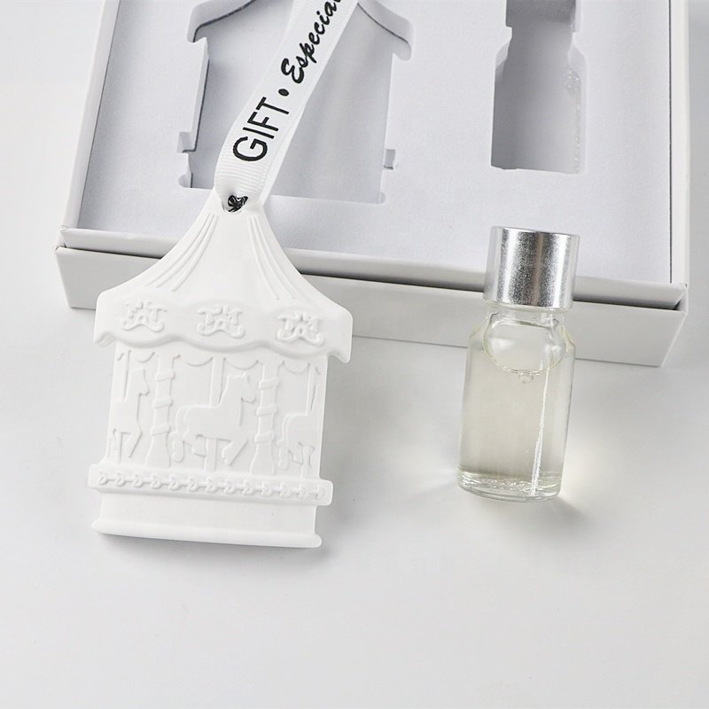 Wholesale Stocked Car Decoration Air Freshener Hanging Scented Ceramic Aroma Porcelain Flower Home Fragrance Oil Diffuser