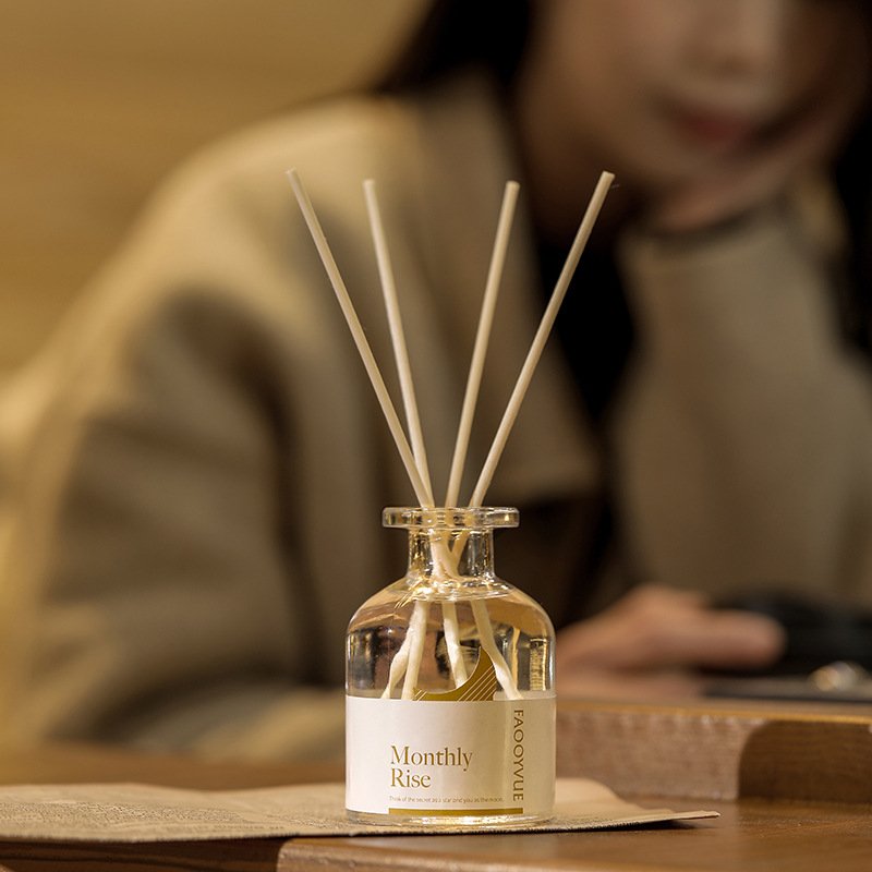 New Arrival Luxury Scented Diffuser Home Bedroom Aromatherapy Essential Oil Reed Diffuser Sets With Aroma Stick