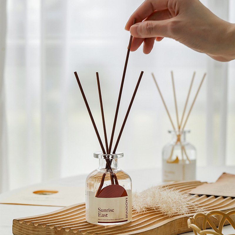 New Arrival Luxury Scented Diffuser Home Bedroom Aromatherapy Essential Oil Reed Diffuser Sets With Aroma Stick