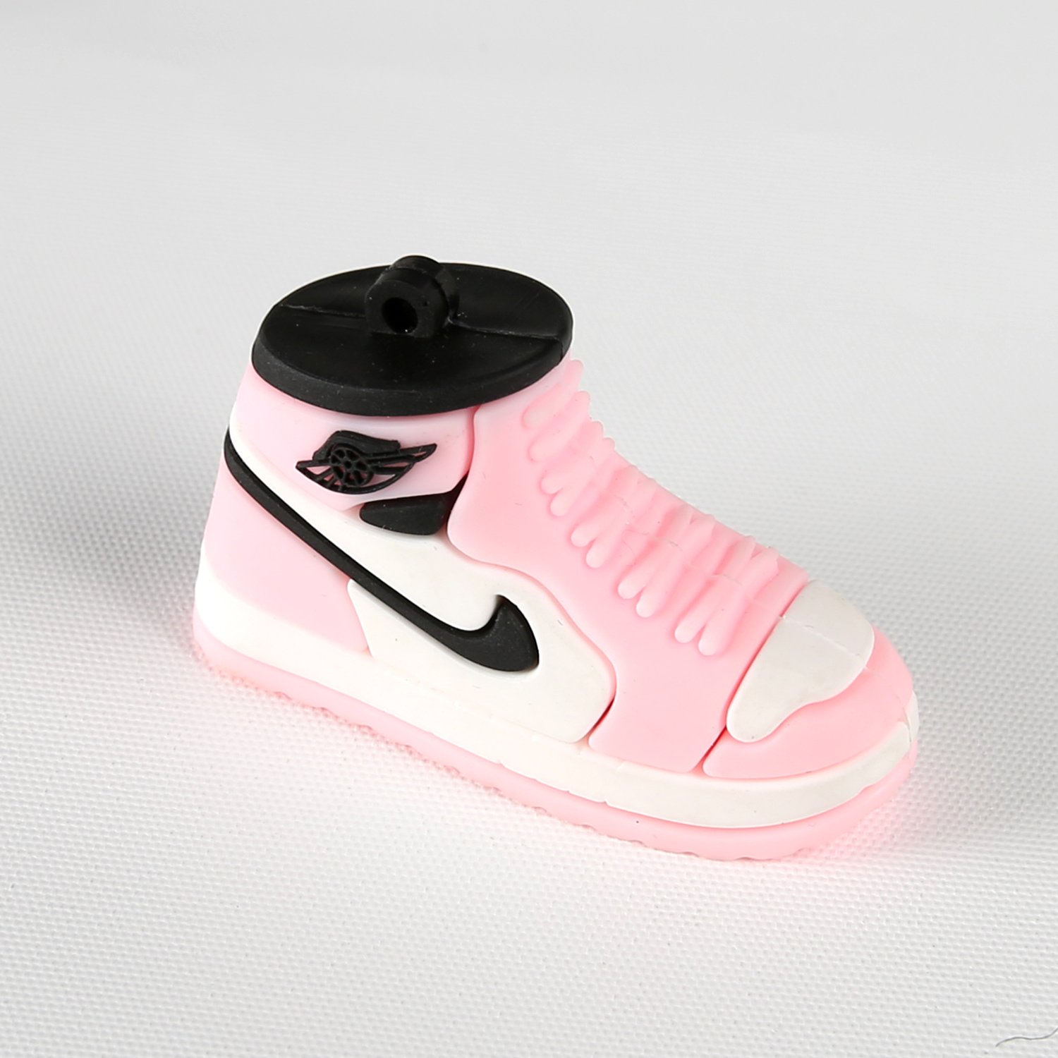 New Arrival Car Freshener cute design sports Shoe Shape Design Long Lasting all scents Car Hanging Air FreshenerCustomer Logo