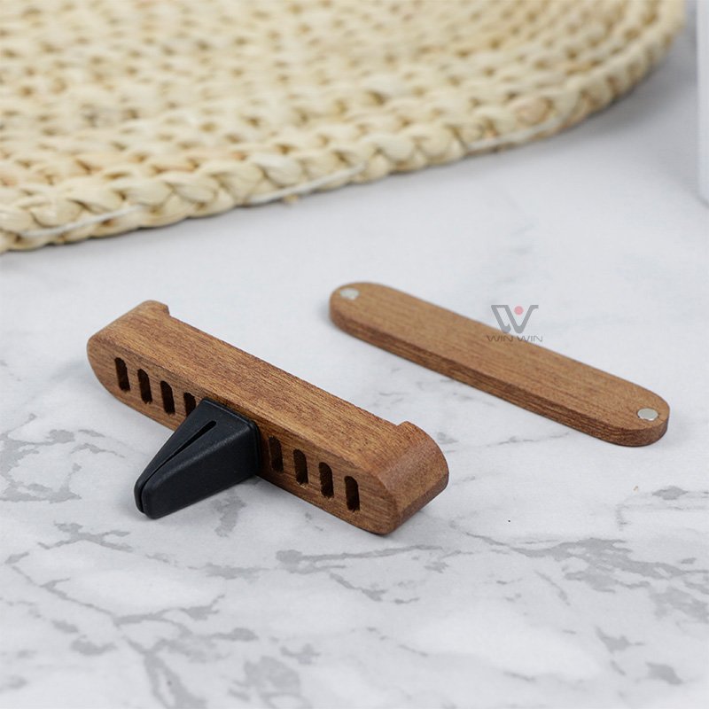 Long lasting scented Wood fragrance factory price custom vent clip car air freshener logo double scent car perfume clip