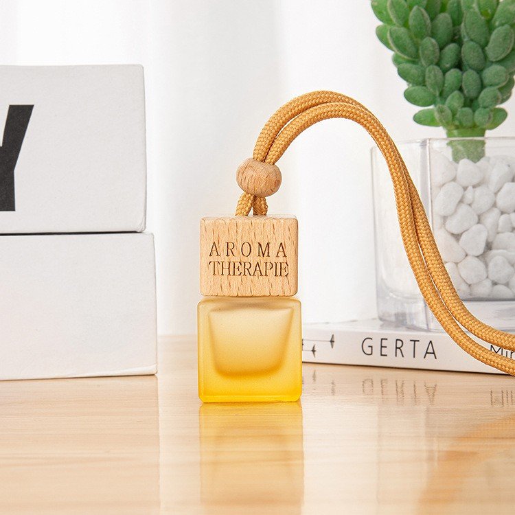 Hot Selling Car hanging Air Freshener 8ML Square Shape Car Hanging Perfume Bottles empty Glass Diffuser Bottle