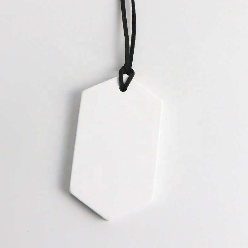 Wholesale Long Lasting Hanging Logo Printed Car Wardrobe Air Freshener Ceramic Fragrance Oil Aroma Plaster Flower Diffuser