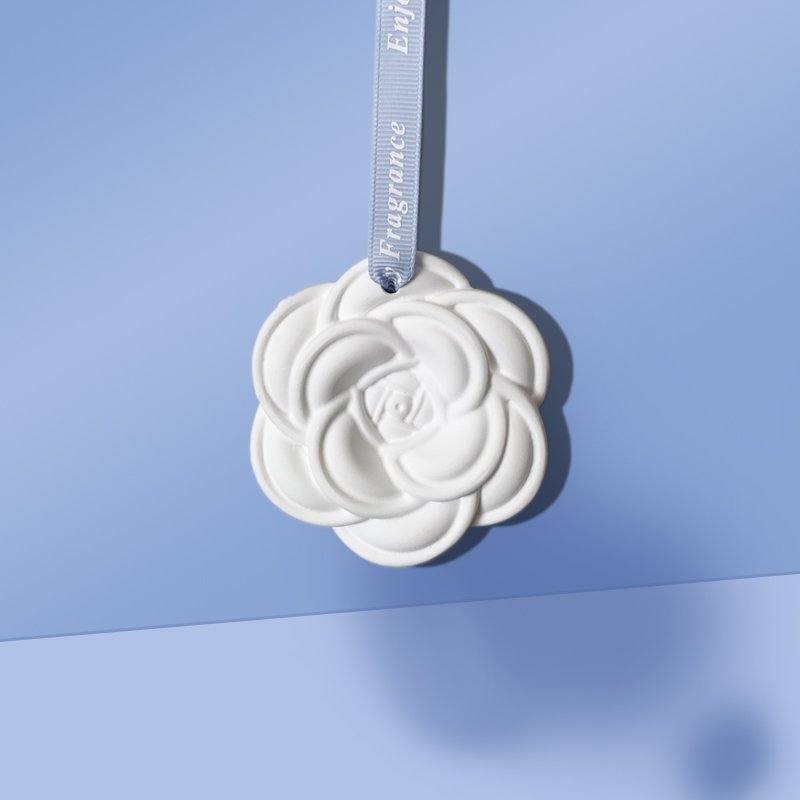 Wholesale Stocked Hanging Car Wardrobe Air Freshener Scented Ceramic Camellia Flower Aroma Fragrance Essential Oil Diffuser