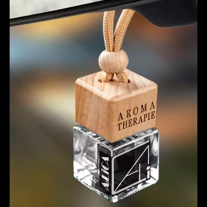 Reusable Car Diffuser Perfume Bottle Hanging Car Air Freshener Scent Car Accessories With Wooden Cap