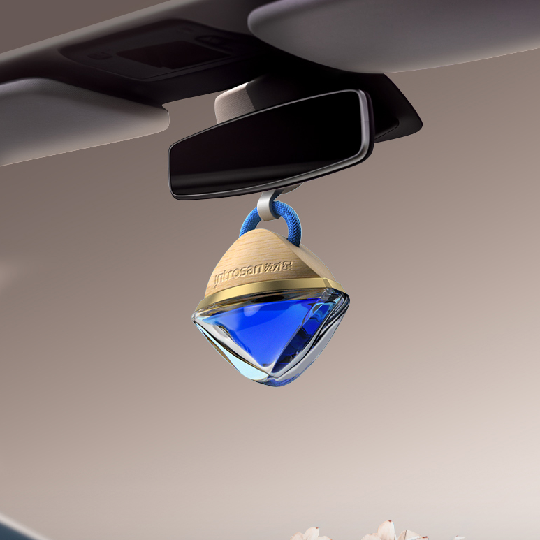 Hot Sale Clear Glass Bottle With Wooden Lid Car Air Freshener ,Car Air Freshener for Men,Strong Car Perfume Air Freshener