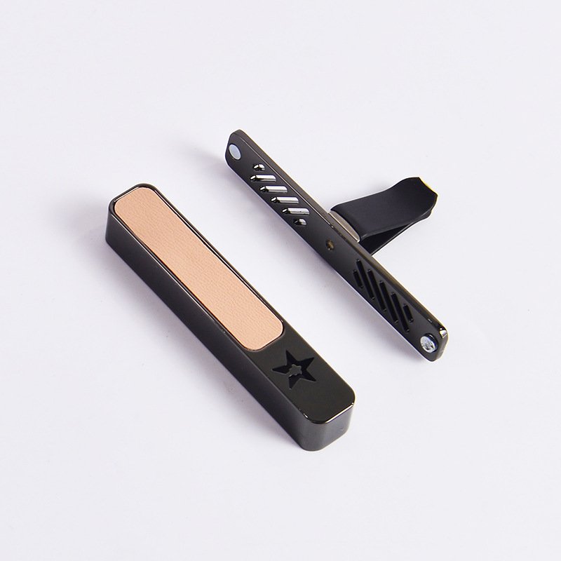 Custom Logo Wholesale Luxury Interior Vehicle Perfume Diffuser Vent Clip Smell Diffuser Custom Car Air Freshener for Cars