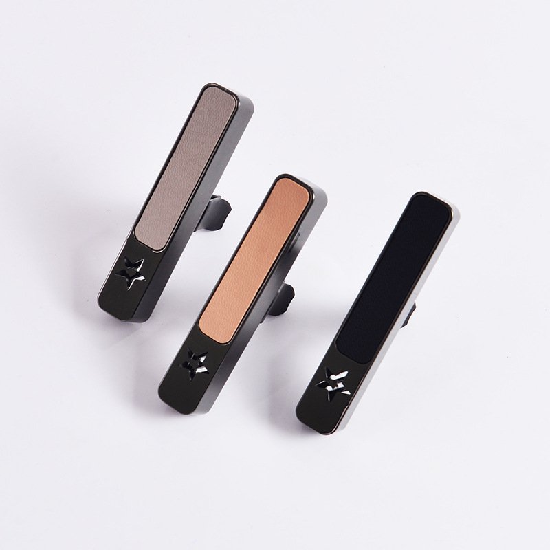 Custom Logo Wholesale Luxury Interior Vehicle Perfume Diffuser Vent Clip Smell Diffuser Custom Car Air Freshener for Cars