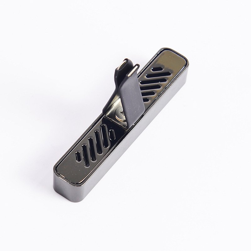 Custom Logo Wholesale Luxury Interior Vehicle Perfume Diffuser Vent Clip Smell Diffuser Custom Car Air Freshener for Cars