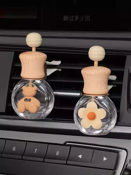 ODM/OEM Car Fragrance Empty Glass Bottle Cute Car Air Freshener Bottle Perfume Clip Car Decoration