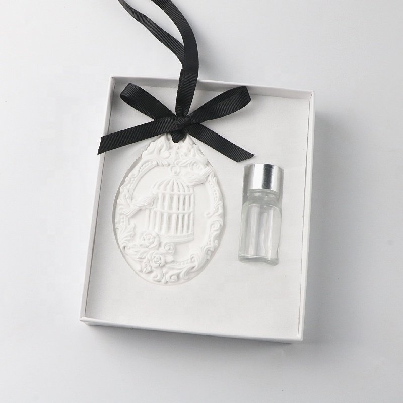Hot Sell Home Hanging Car Pendant Decoration Air Freshener Aroma Fragrance Scented Ceramic Porcelain Flower Oil Diffuser