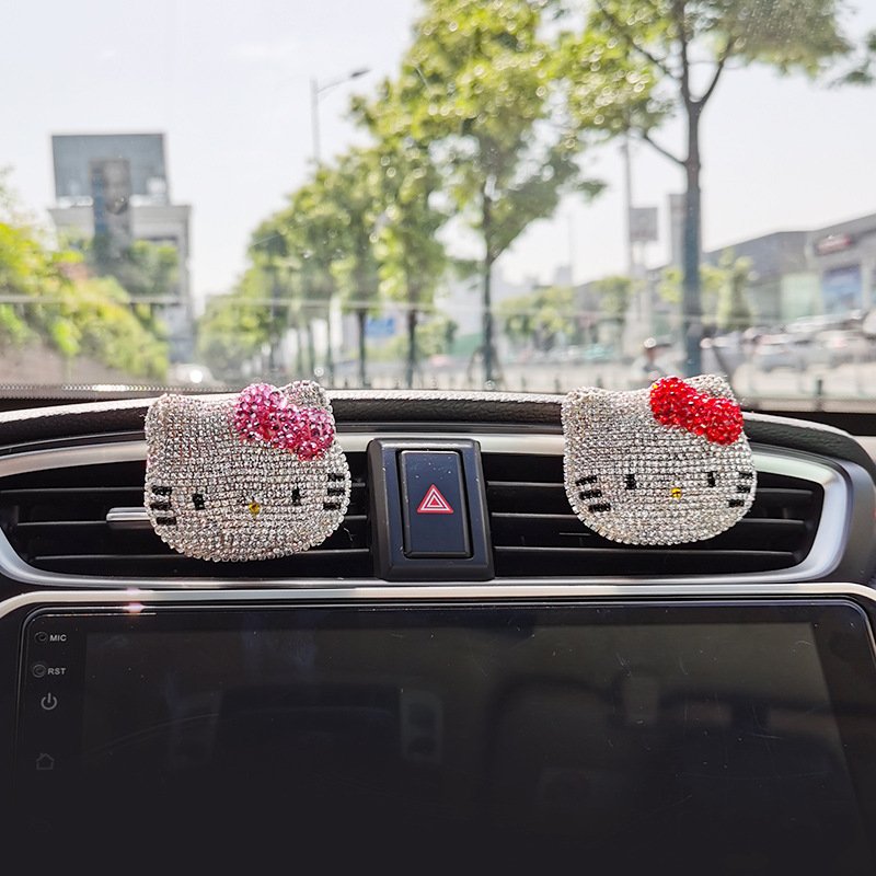 Luxury Car Air Freshener Diamond Mounted Air Conditioner Outlet Fragrant Cat Head Paper Material Liquid Box Interior Decoration