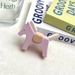 Pink-pony