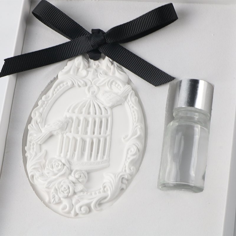 Factory Wholesale Wardrobe Car Air Freshener Hanging Aroma Plaster Scented Ceramic Porcelain Fragrance Essential Oil Diffuser