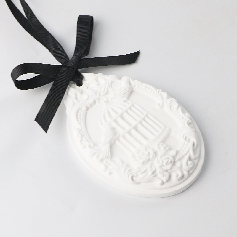 Factory Wholesale Wardrobe Car Air Freshener Hanging Aroma Plaster Scented Ceramic Porcelain Fragrance Essential Oil Diffuser