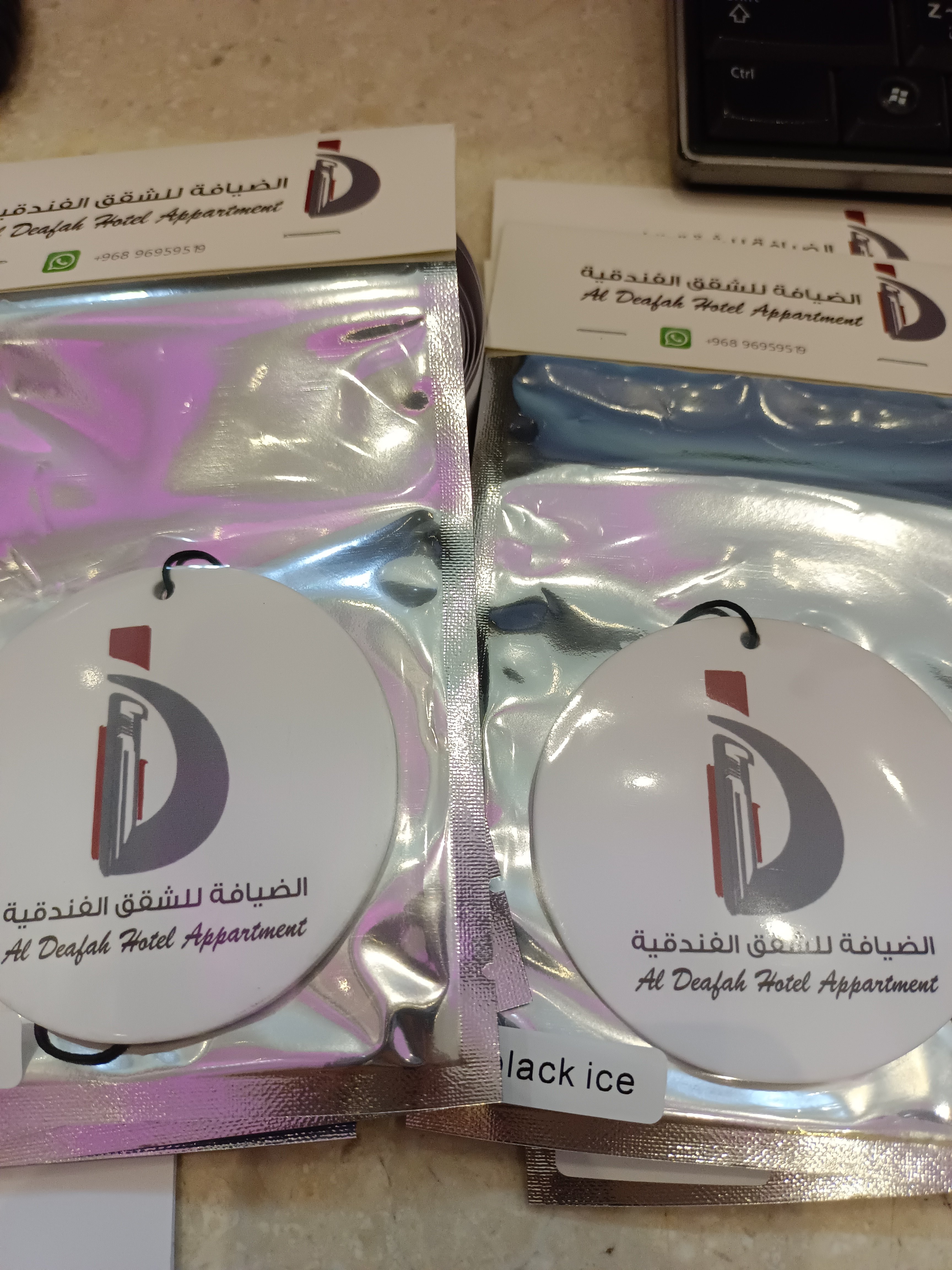 Custom Personalized die cut long lasting car air fresheners with custom card head package