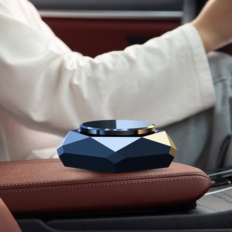 Wholesale Luxury Models Custom Car Air Freshener Universal Refillable Luxury Essential Oil Diffuser