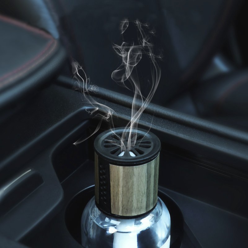Hot sale use friendly fireless aromatherapy fragrance fresh vent clip perfume car diffuser for air updating