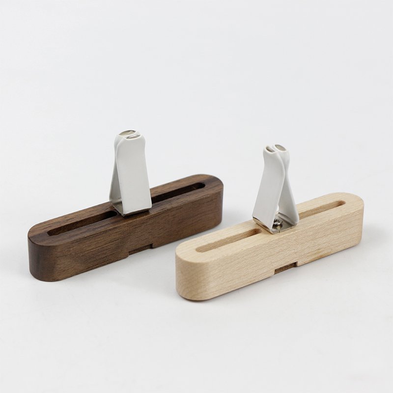 High Quality Walnut Car Aromatherapy Car Perfume Long-lasting Fragrance Car Decoration Durable Light Fragrance